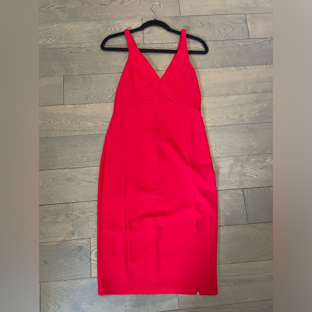 Red Lulus dress